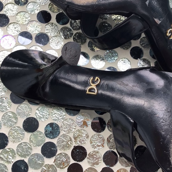 Dolce & Gabbana Slip-on Black Patent Leather 3” Slides with Criss-Cross Strap - Picture 12 of 16